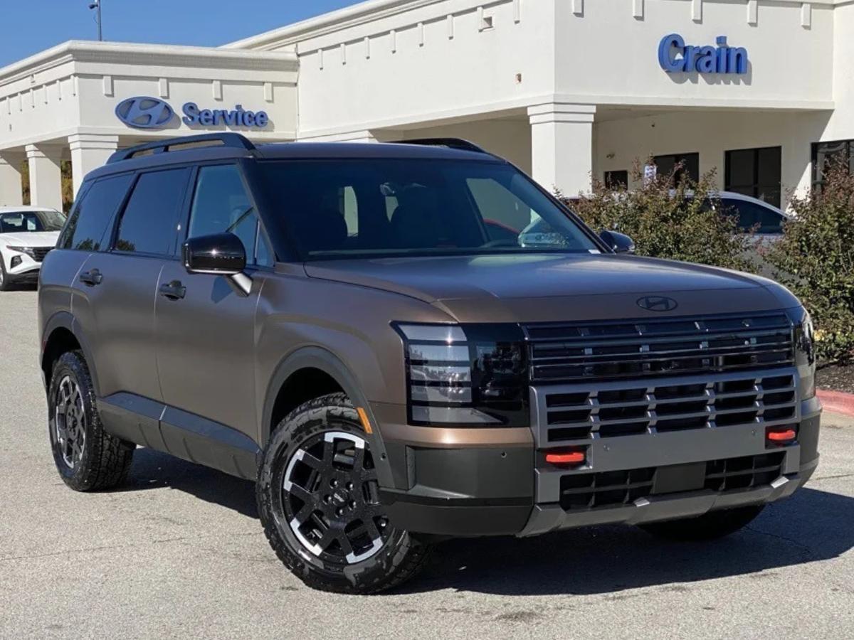 2026 Hyundai Palisade three-row SUV photographed at Crain Hyundai of Bentonville
