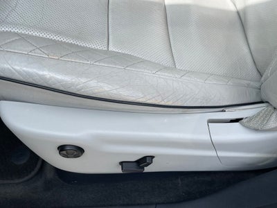 2017 Jeep Grand Cherokee Summit - REAR ENTERTAINMENT / PANORAMIC SUNROOF