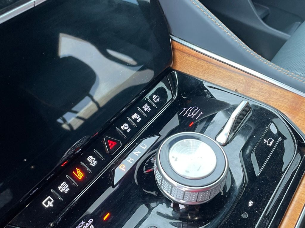 2022 Jeep Grand Wagoneer Series II - PANORAMIC SUNROOF / VENTILATED SEATS