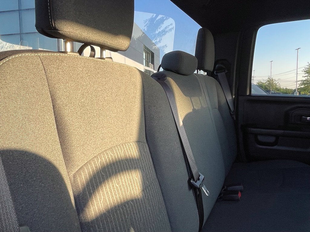 2022 RAM 1500 Classic Warlock - REMOTE START / APPLE CARPLAY
