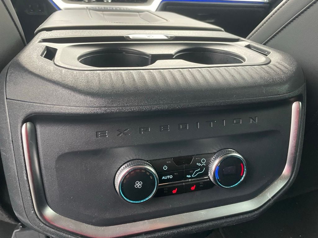 2025 Ford Expedition Max Platinum - BLUECRUISE EQUIPPED / AMBIENT LIGHTING