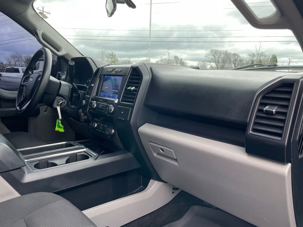 2020 Ford F-150 XL - 5.0L V8 / STX APPEARANCE PKG