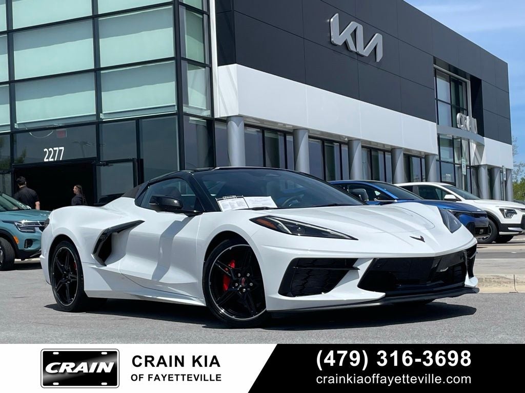 2024 Chevrolet Corvette Stingray 3LT - CARBON FIBER INTERIOR TRIM / HEAD UP DISPLAY