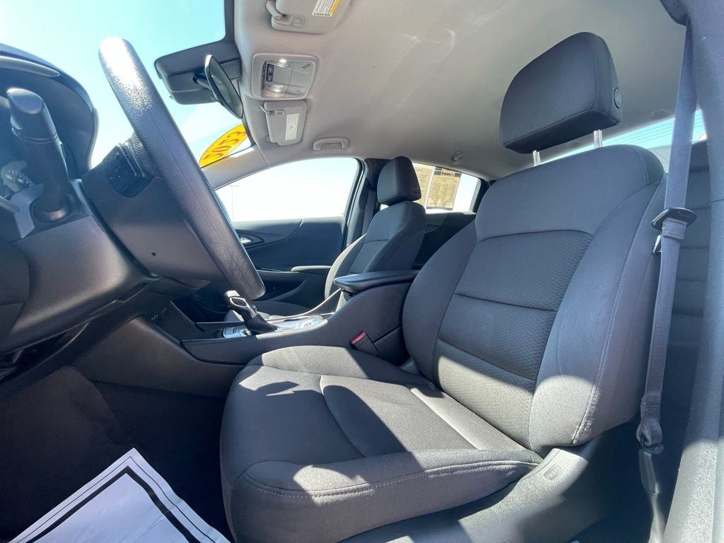 2023 Chevrolet Malibu LS 1FL - APPLE CARPLAY / KEYLESS START