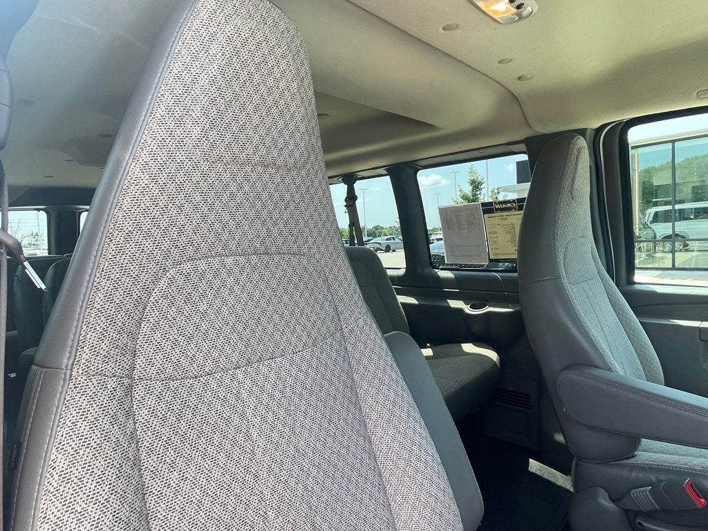 2024 Chevrolet Express 3500 LS Passenger