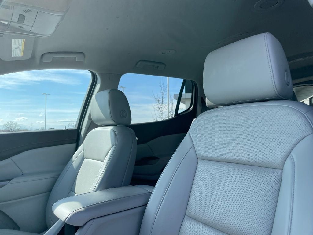 2022 GMC Acadia SLT - MEMORY SEATS / BLIND ZONE ALERT