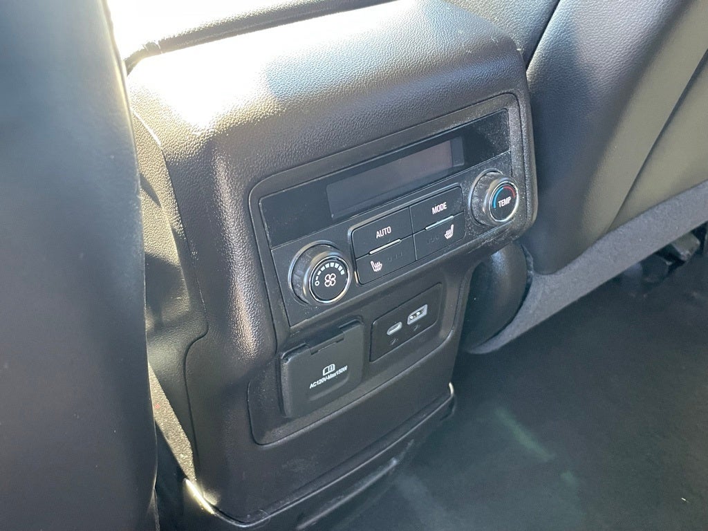 2023 GMC Acadia Denali - VENTILATED SEATS / AUTO HIGH BEAMS