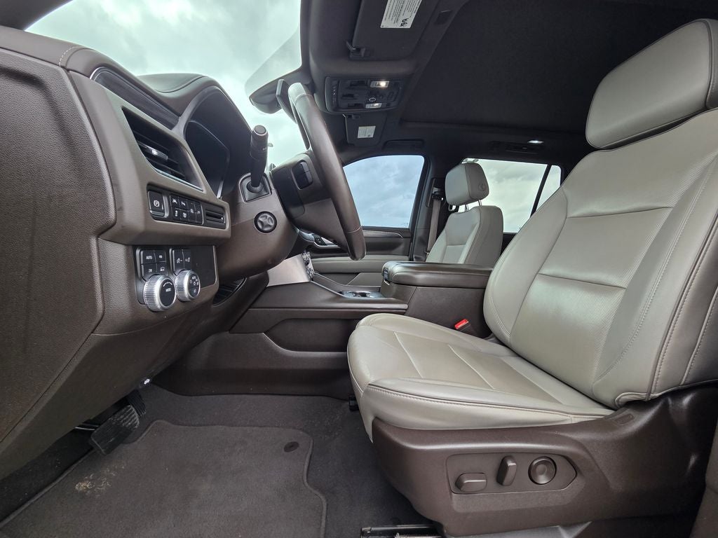 2022 GMC Yukon SLT - PANORAMIC SUNROOF / POWER LIFTGATE