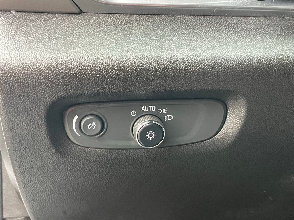 2019 Chevrolet Traverse LS - ONE OWNER / CLEAN CARFAX