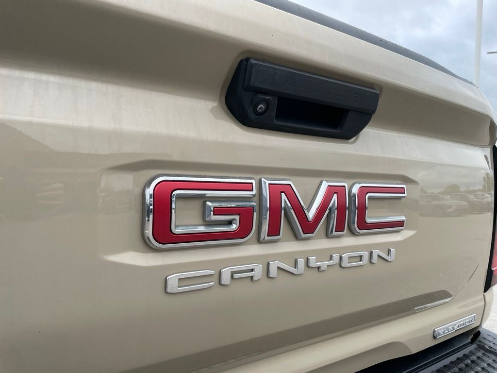 2023 GMC Canyon Elevation - CLEAN CARFAX / FORWARD COLLISION ALERT