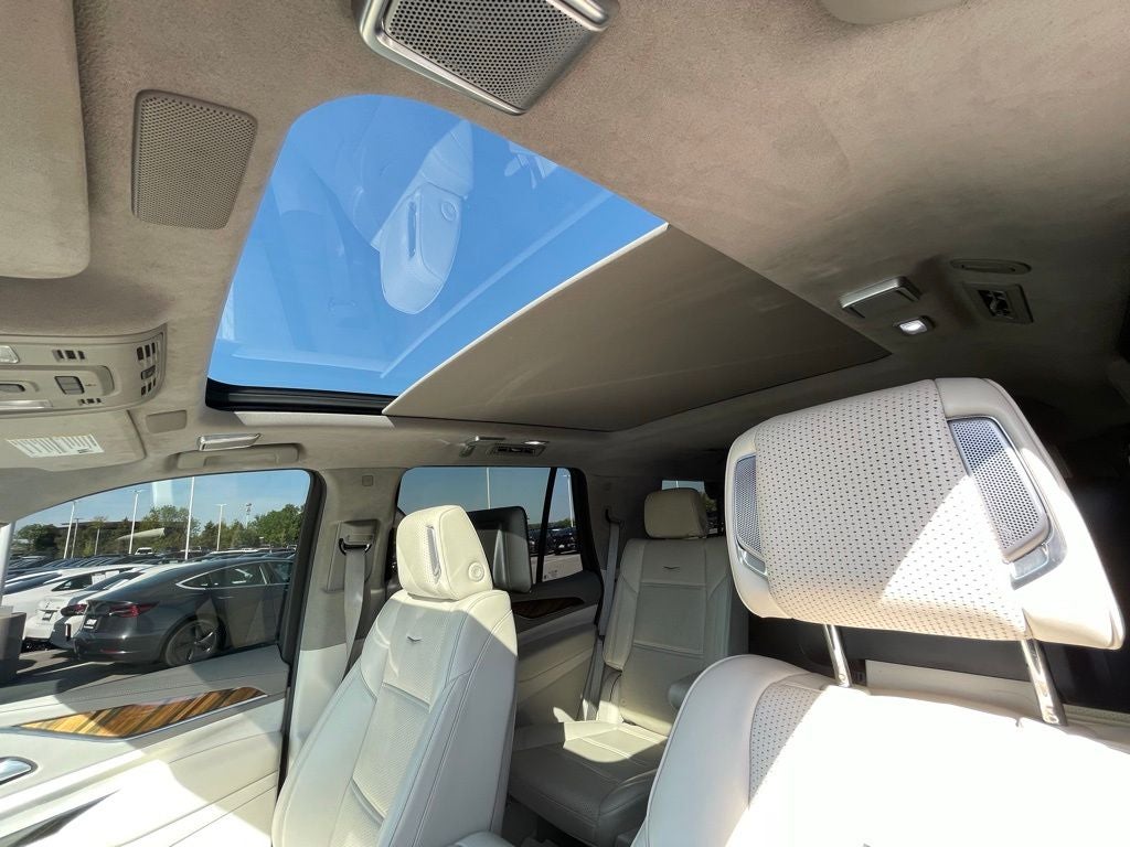 2023 Cadillac Escalade Sport Platinum - SUPER CRUISE / POWER ASSIST STEPS