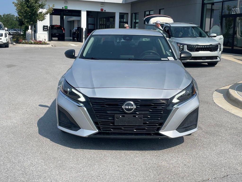 2024 Nissan Altima 2.5 SV - BLIND SPOT ASSIST / APPLE CARPLAY
