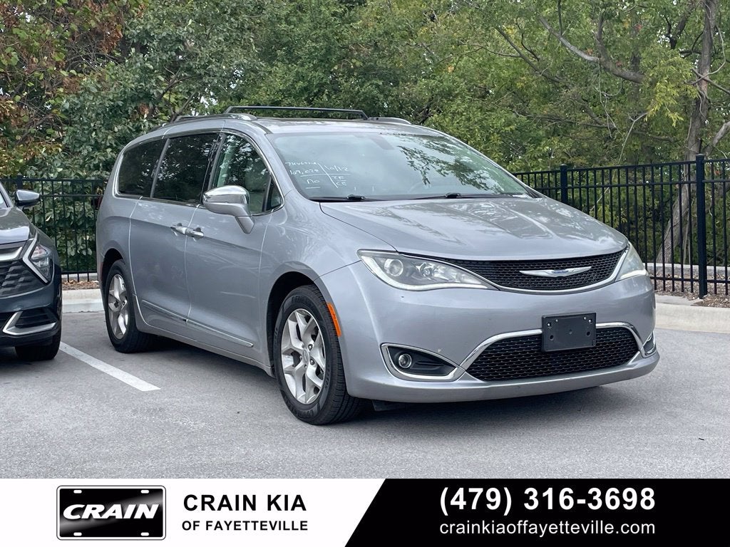 2020 Chrysler Pacifica Limited - POWER MOONROOF / VENTILATED SEATS