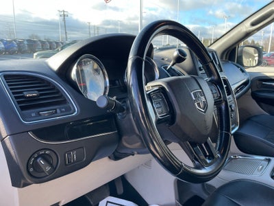 2019 Dodge Grand Caravan SXT REMOTE START / 3RD ROW STOW N GO