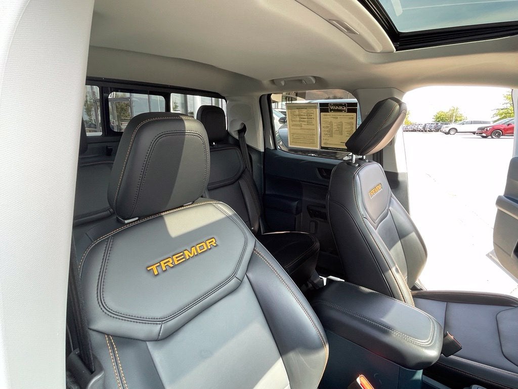 2023 Ford Maverick Lariat - TREMOR OFF-ROAD PKG / POWER MOONROOF
