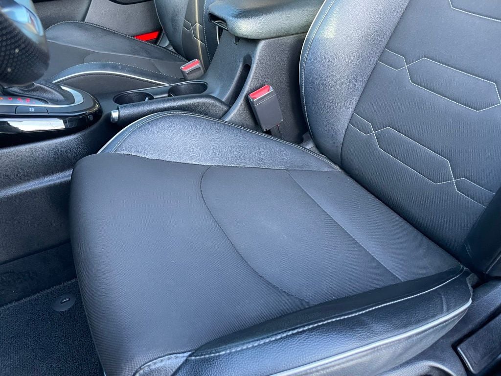 2021 Kia Forte GT-Line - PUSH BUTTON START / BLIND SPOT WARNING