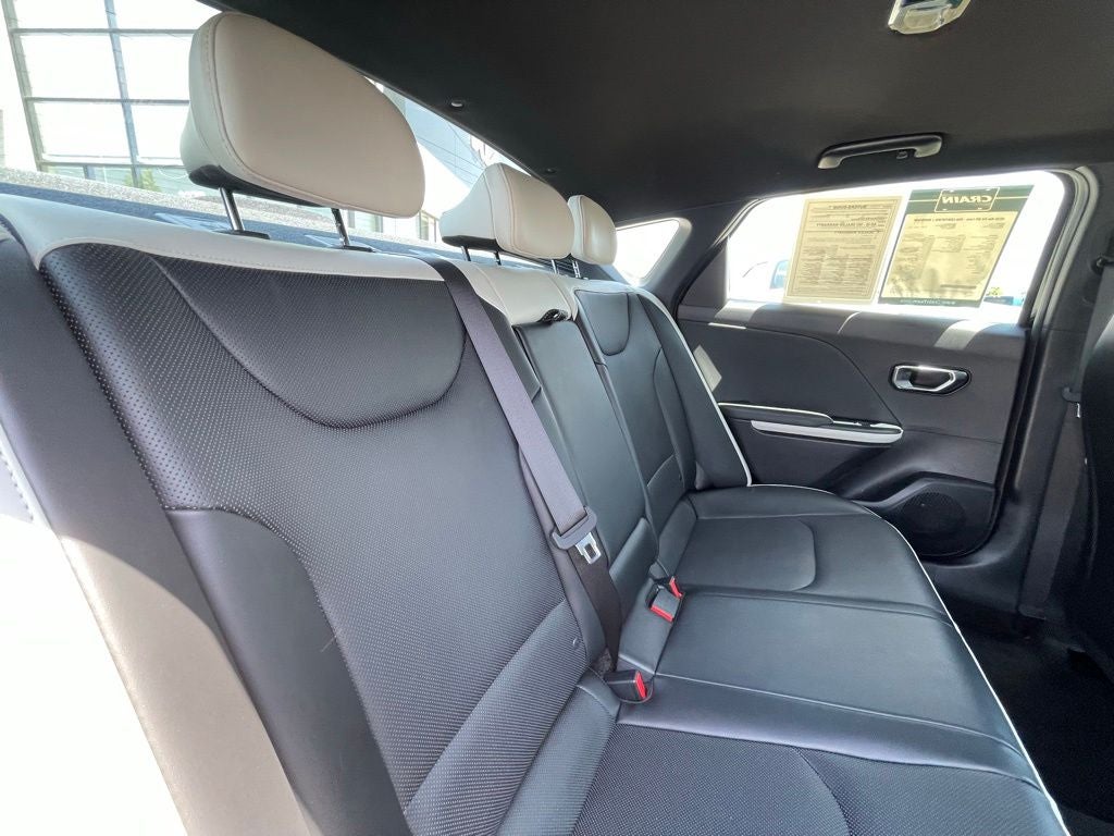 2025 Kia K4 GT-Line - KIA CERTIFIED / SUNROOF