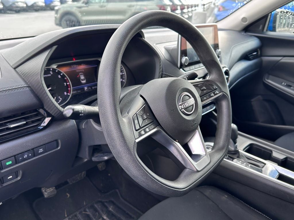 2024 Nissan Sentra SV - INTELLIGENT CRUISE CONTROL / APPLE CARPLAY