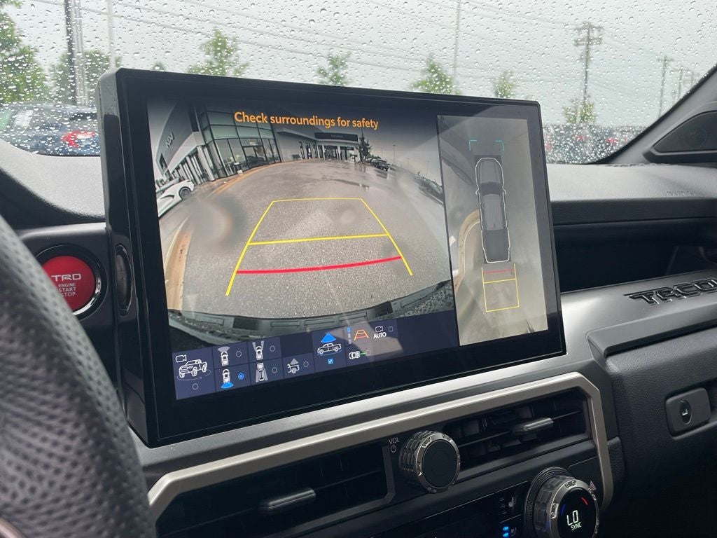 2025 Toyota Tacoma TRD Sport Premium - POWER SUNROOF / VENTILATED SEATS