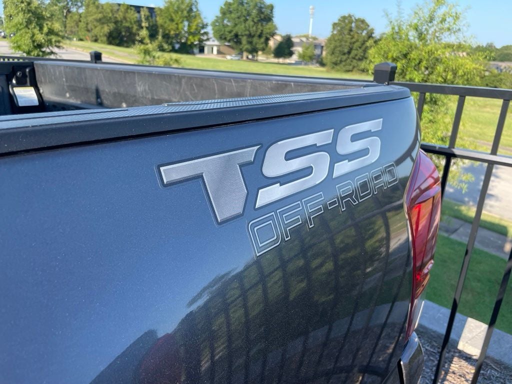 2021 Toyota Tacoma SR - LOW MILEAGE / CLEAN CARFAX