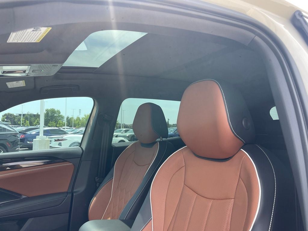 2026 Volkswagen Tiguan 2.0T SEL R-Line Turbo - HEAD UP DISPLAY / PANORAMIC MOONROOF