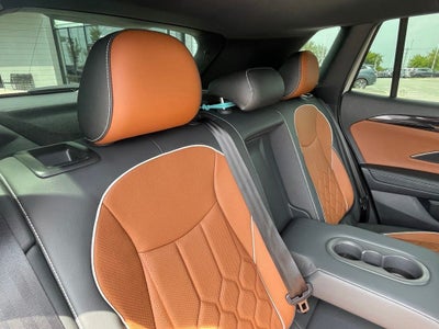 2026 Volkswagen Tiguan 2.0T SEL R-Line Turbo - HEAD UP DISPLAY / PANORAMIC MOONROOF