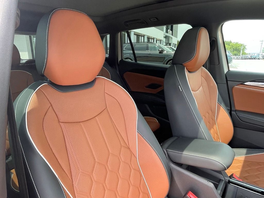 2026 Volkswagen Tiguan 2.0T SEL R-Line Turbo - HEAD UP DISPLAY / PANORAMIC MOONROOF
