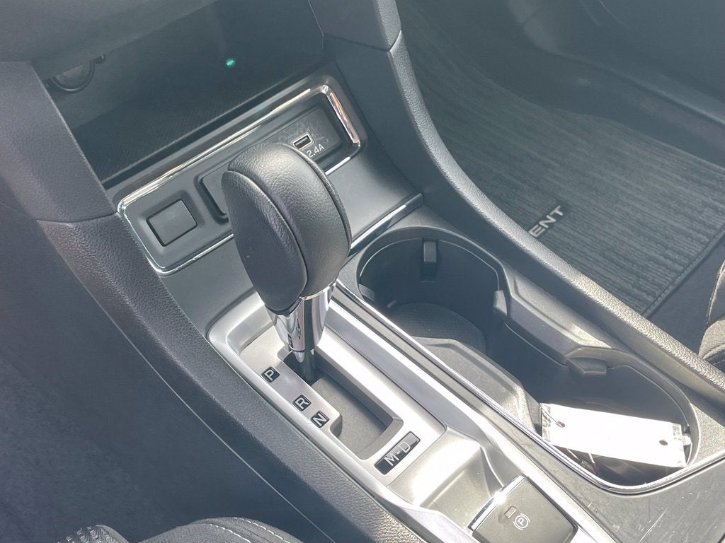 2025 Subaru Ascent Premium - 7 PASSENGER / APPLE CARPLAY