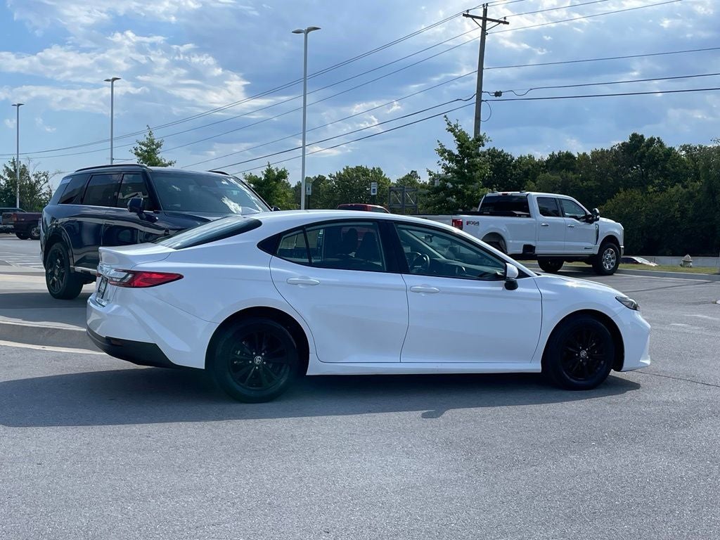 2025 Toyota Camry LE - 53 MPG / APPLE CARPLAY