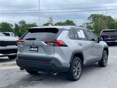 2022 Toyota RAV4 Hybrid XLE Premium - POWER LIFTGATE / APPLE CARPLAY