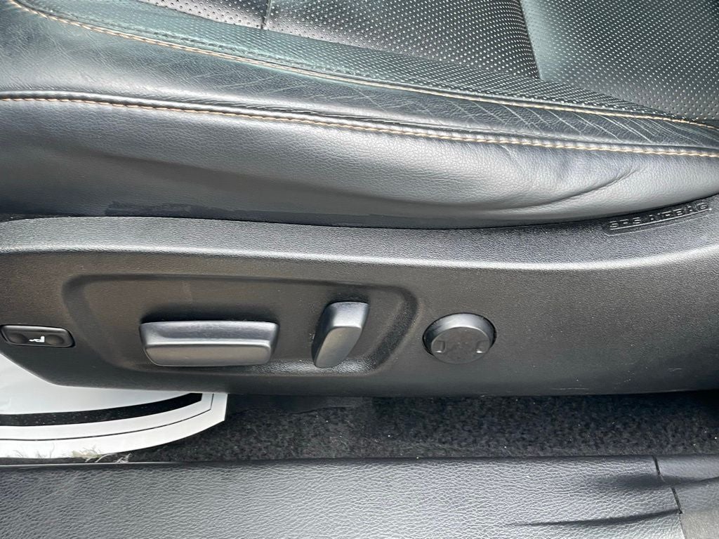 2016 Toyota Highlander Limited - VENTILATED SEATS / POWER LIFTGATE