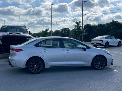 2024 Toyota Corolla SE - APPLE CARPLAY / 40 MPG
