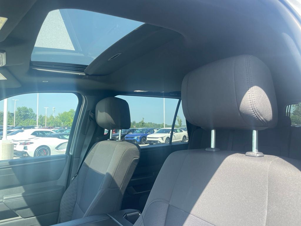 2025 Toyota Sequoia SR5 - POWER MOONROOF / VENTILATED SEATS
