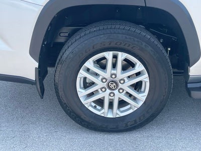 2025 Toyota Sequoia SR5 - POWER MOONROOF / VENTILATED SEATS