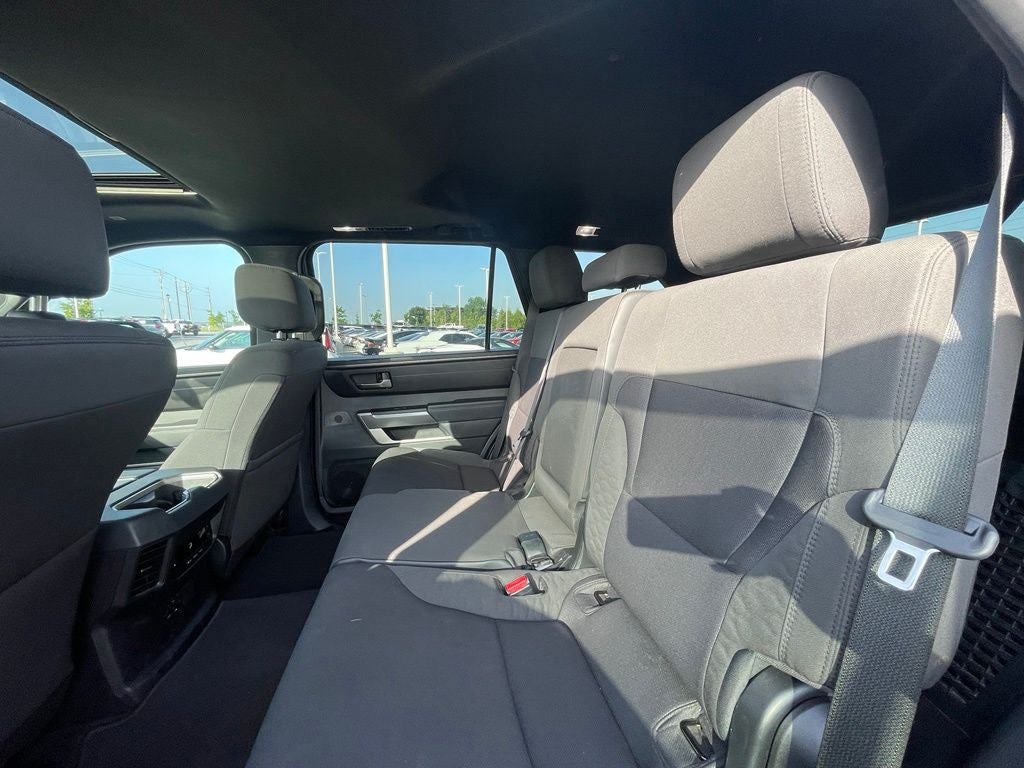 2025 Toyota Sequoia SR5 - 9520 LB TOWING CAPACITY / WIRELESS CARPLAY
