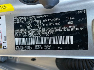 2018 Toyota 4Runner SR5 - CLEAN CARFAX / 4WD