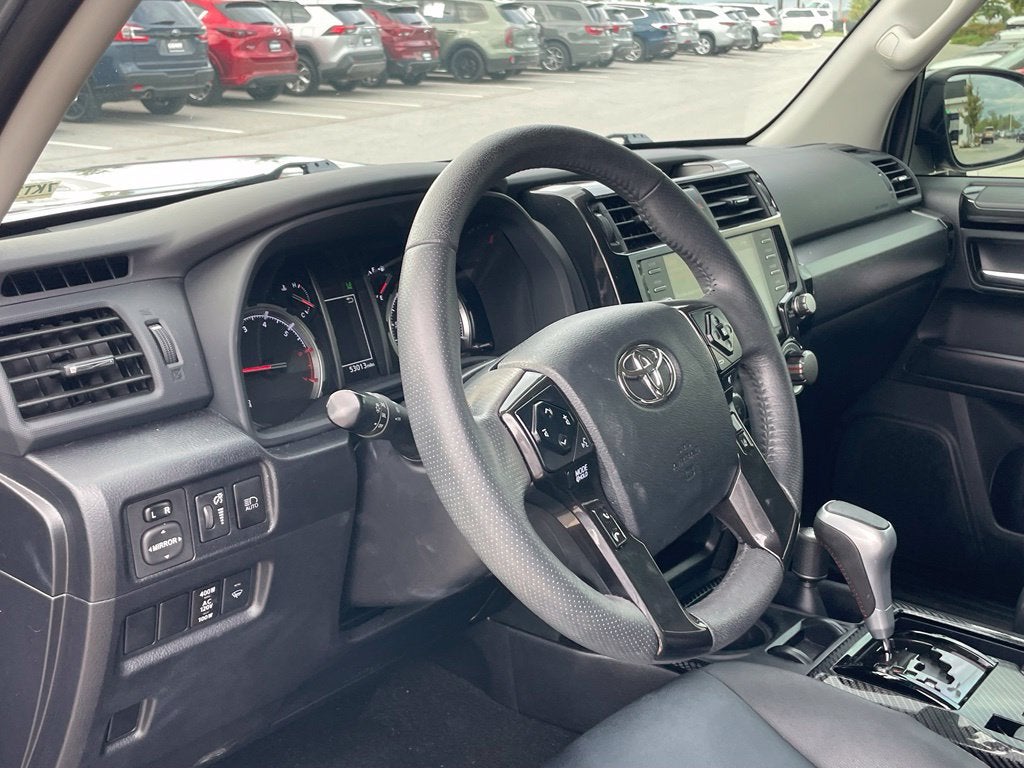 2022 Toyota 4Runner TRD Off-Road Premium - MOONROOF PKG / BLIND SPOT MONITOR