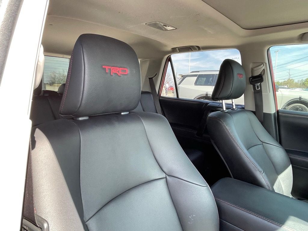2023 Toyota 4Runner TRD Off-Road Premium - SUNROOF / NAVIGATION