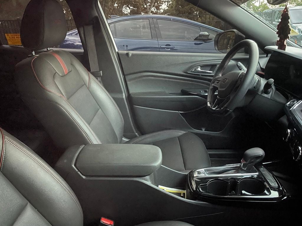 2025 Chevrolet Trax 2RS - BLIND ZONE ALERT / POWER SUNROOF
