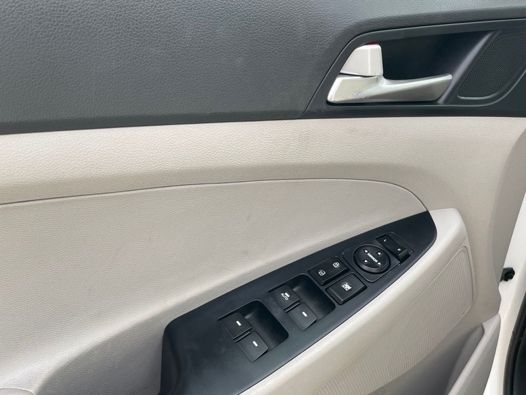 2020 Hyundai TUCSON SEL - 1 OWNER / CLEAN CARFAX