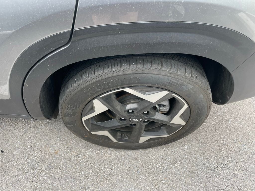 2024 Kia Seltos EX - POWER SUNROOF / BLIND SPOT WARNING