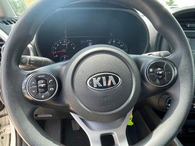 2020 Kia Soul LX - MANUAL TRANSMISSION