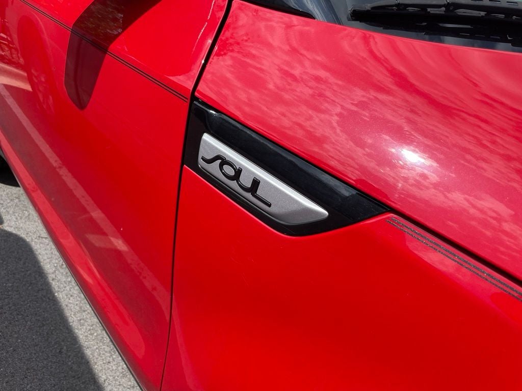2019 Kia Soul Base - APPLE CARPLAY / 31 MPG