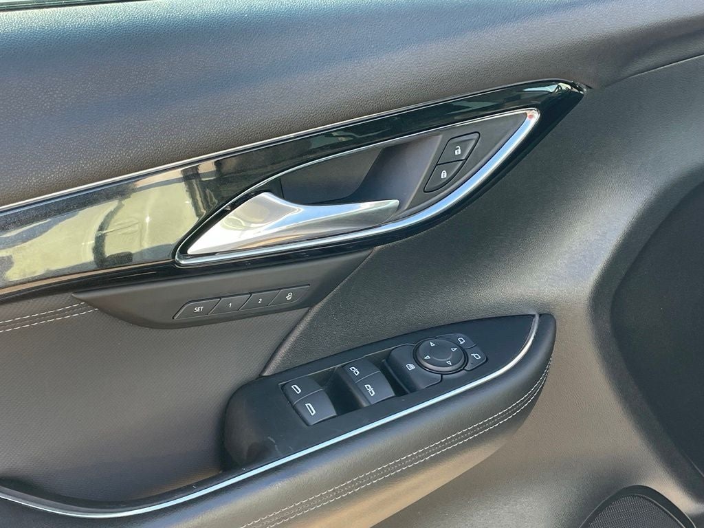 2024 Buick Envision Preferred - APPLE CARPLAY / HEAD-UP DISPLAY