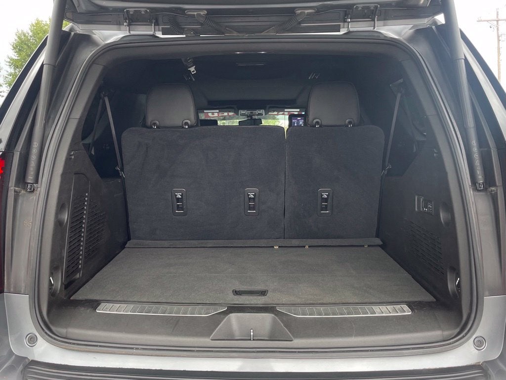 2021 GMC Yukon XL AT4 Pano Roof, Bucket Seats, Power Boards, DVD's