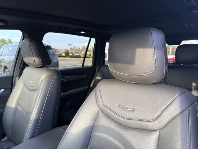 2023 Cadillac XT6 Luxury