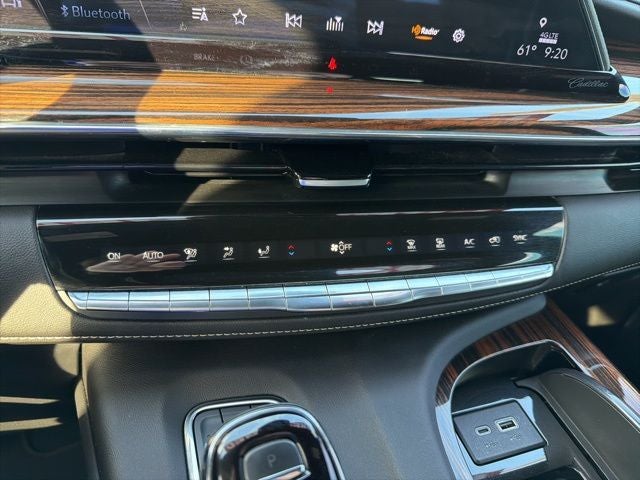 2023 Cadillac Escalade Premium Luxury