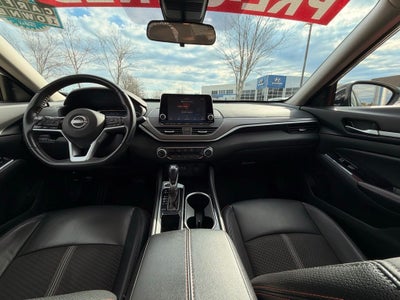 2024 Nissan Altima 2.5 SR