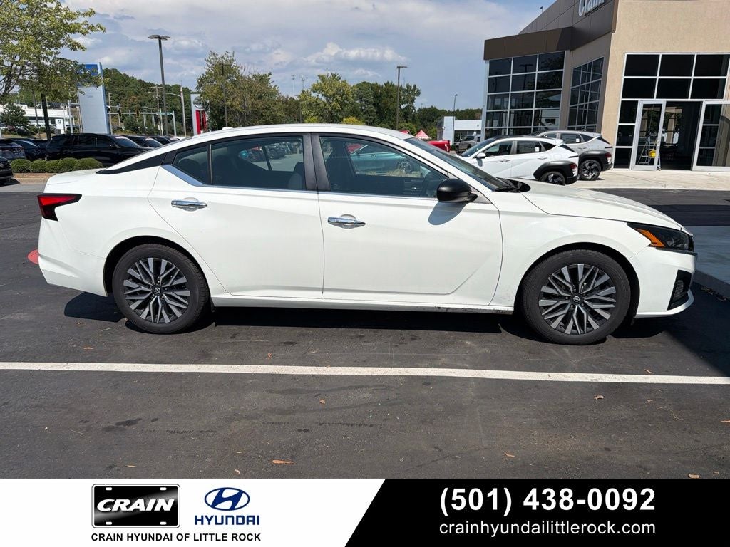 2025 Nissan Altima 2.5 SV CARFAX 1-Owner