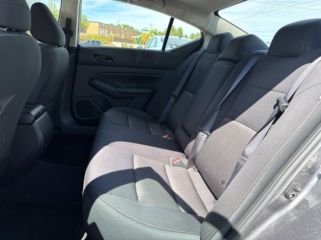 2025 Nissan Altima 2.5 SV CARFAX 1-Owner